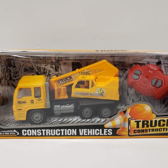 New Remote Controlled Crane - Picture 1 of 8